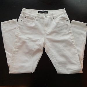 White Jeans Express